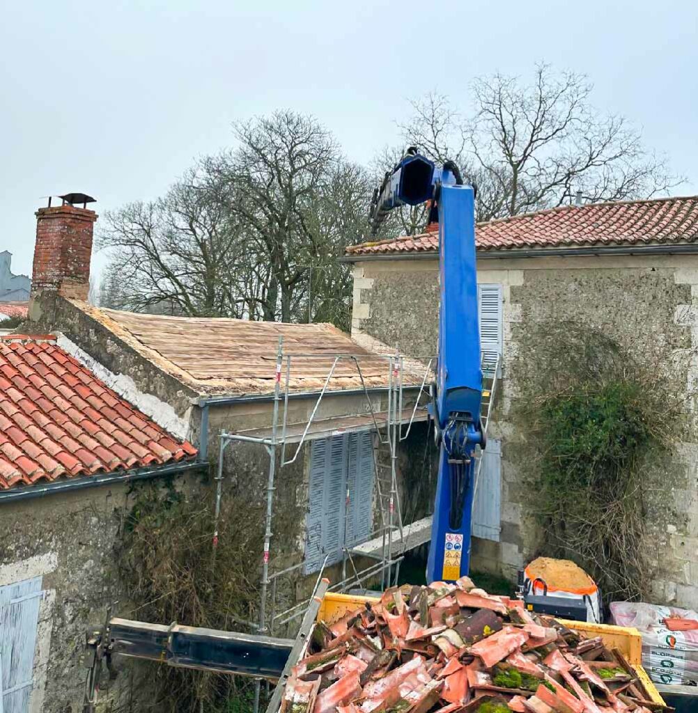 Rénovation toiture en tuiles canal – En cours